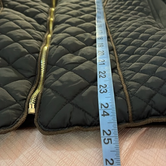 YMI Quilted Black and Tan Fur Lined Jacket Gold Accents - Picture 9 of 17